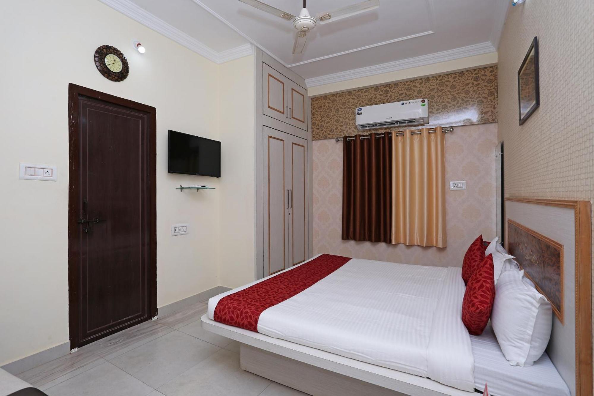 Hotel O Radhika Resort Kota  Buitenkant foto