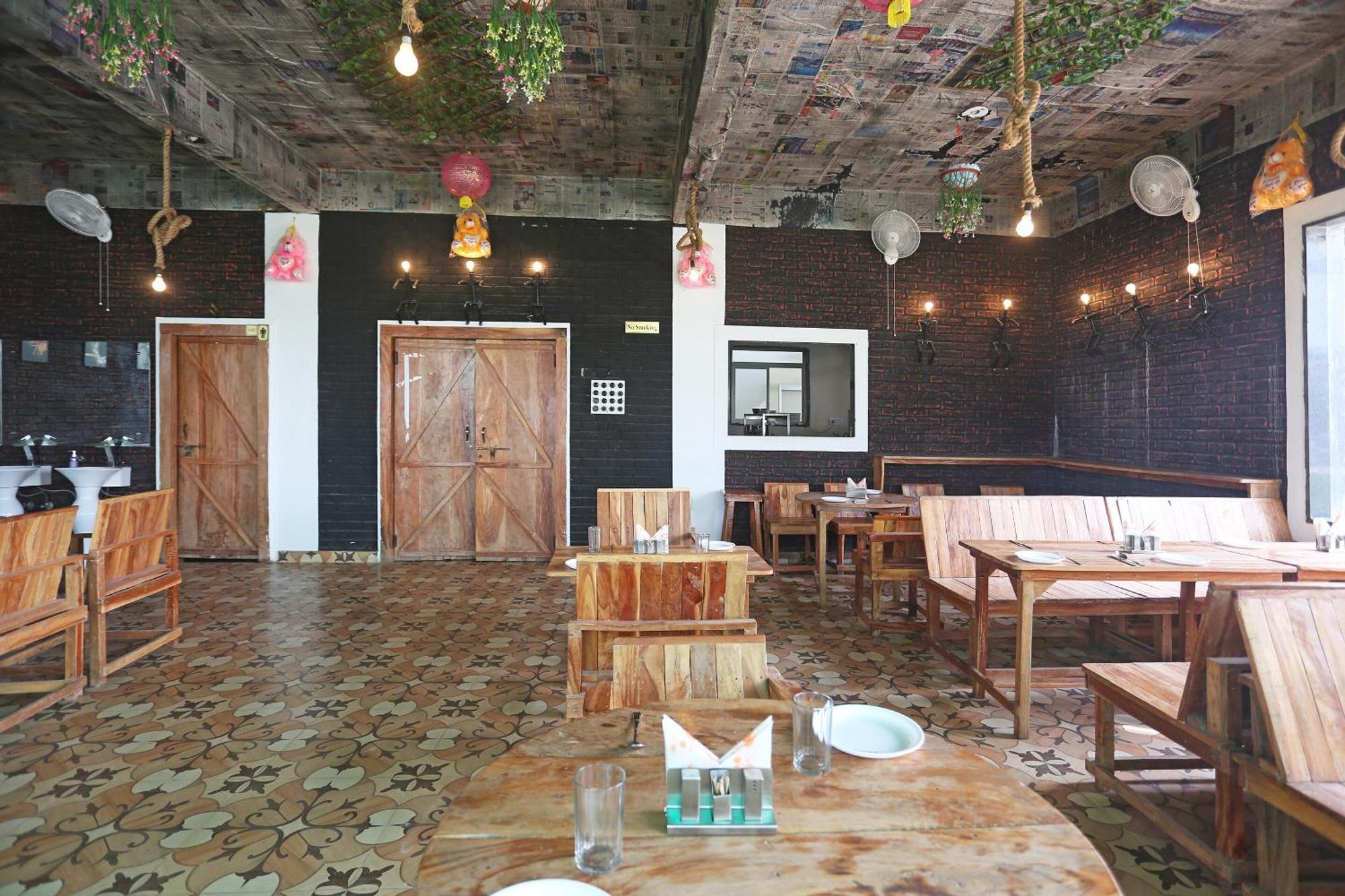 Hotel O Radhika Resort Kota  Buitenkant foto