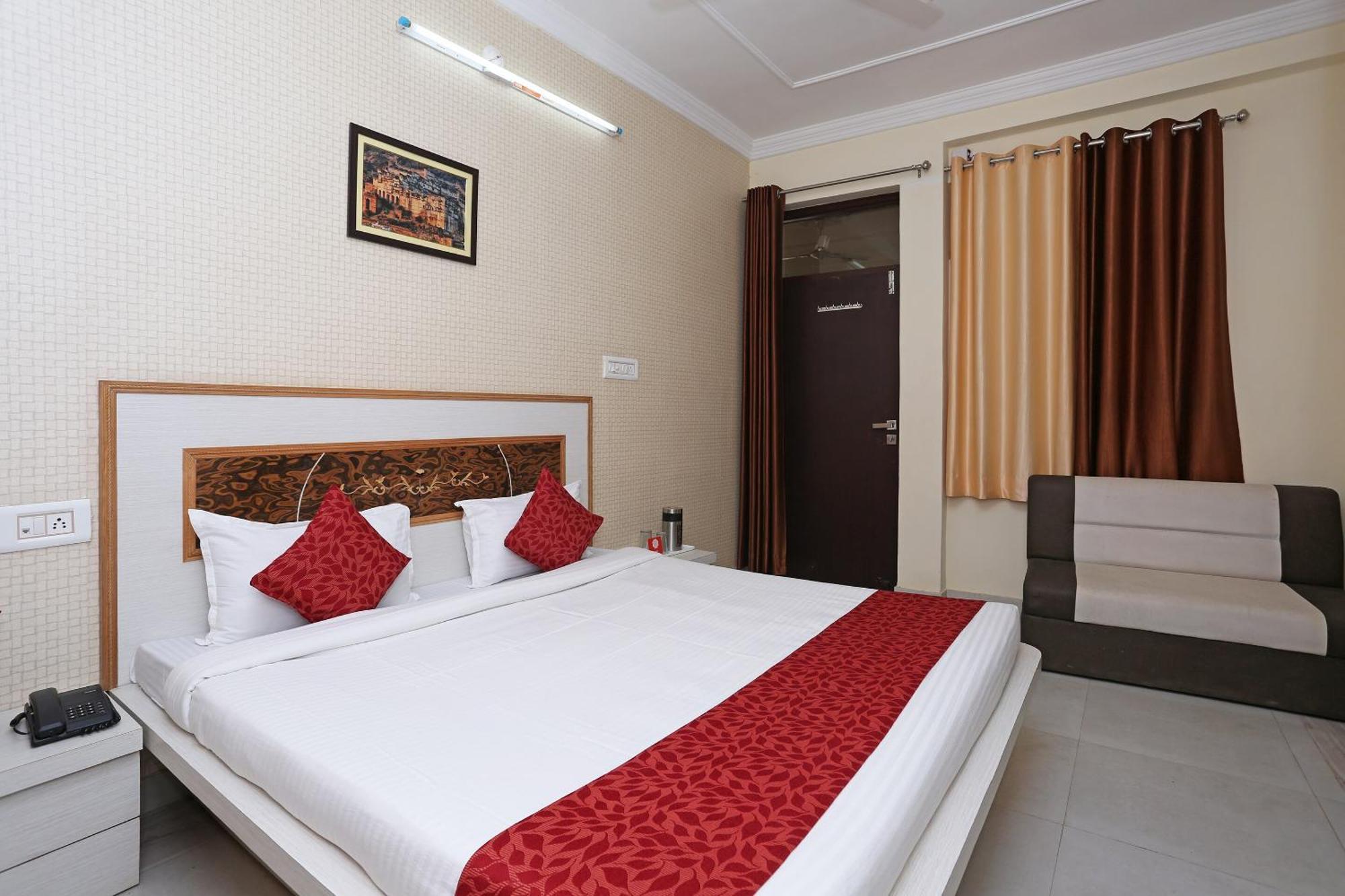 Hotel O Radhika Resort Kota  Buitenkant foto